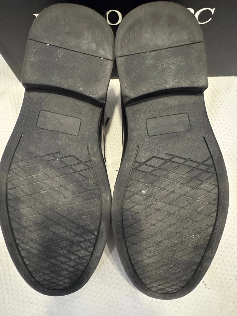 Men's Black Leather Cap-Toe Dress Shoes